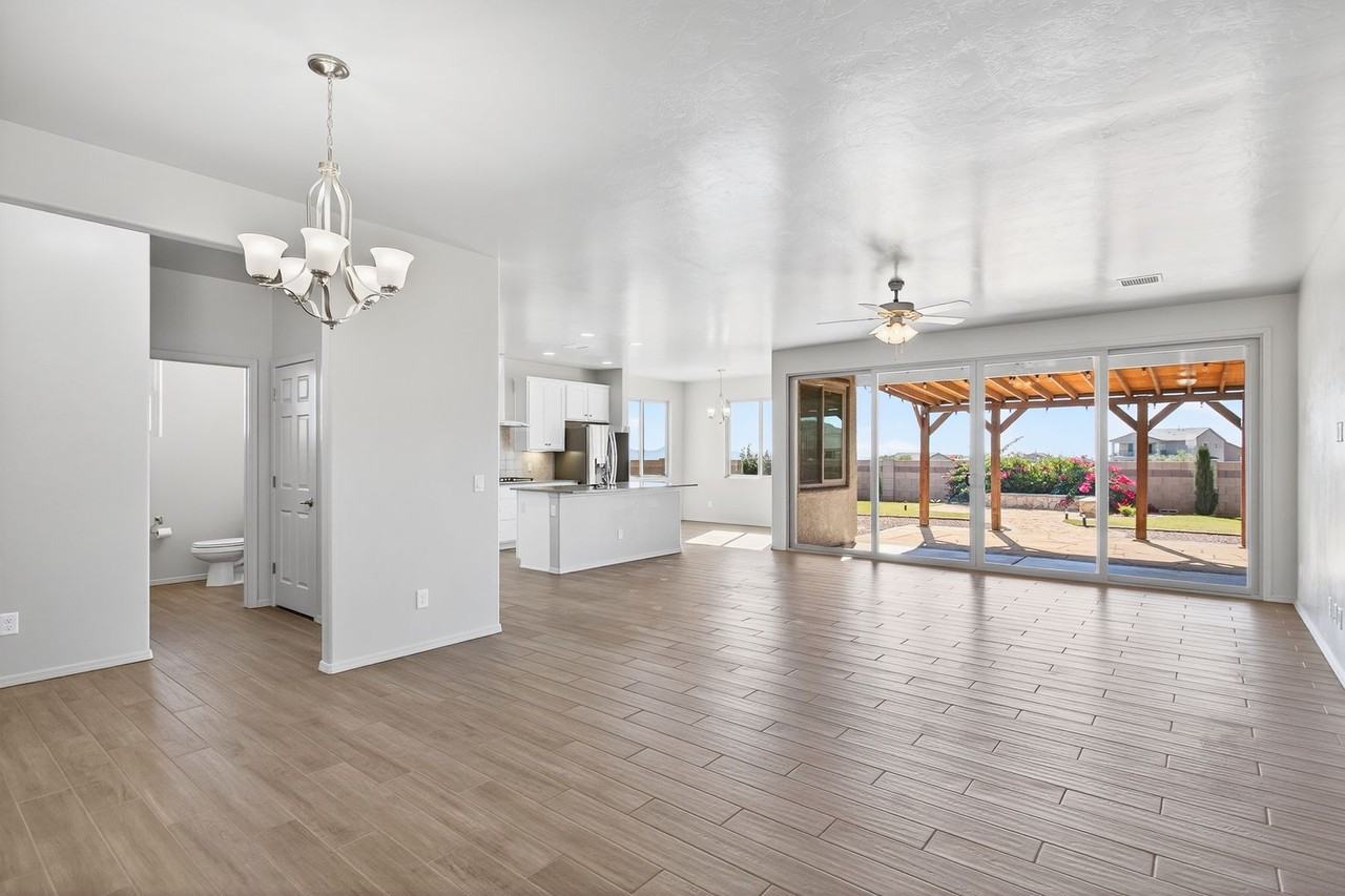 6736 E Vaquero Cir - Photo 6 of 37