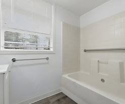 0125-01 - Photo 1 of 1