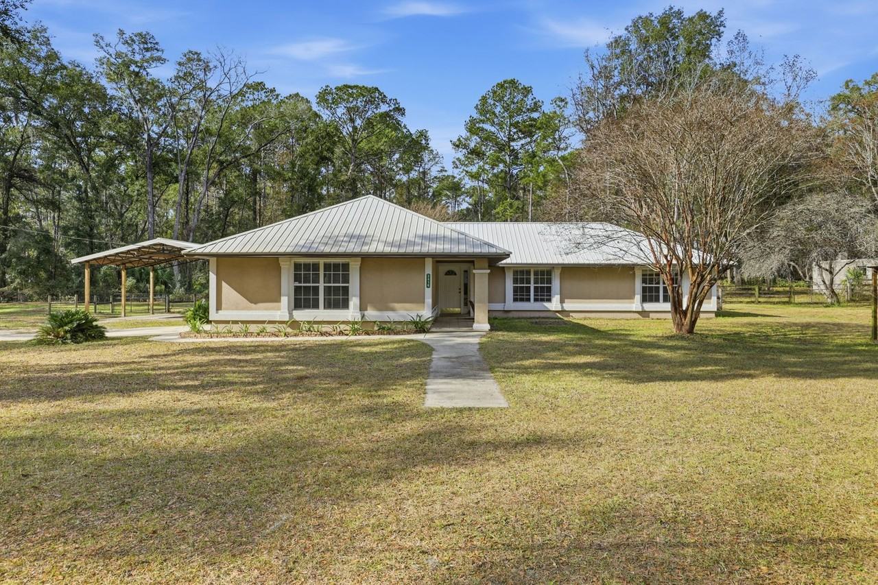 3416 Nw 63rd St - Photo 3 of 43