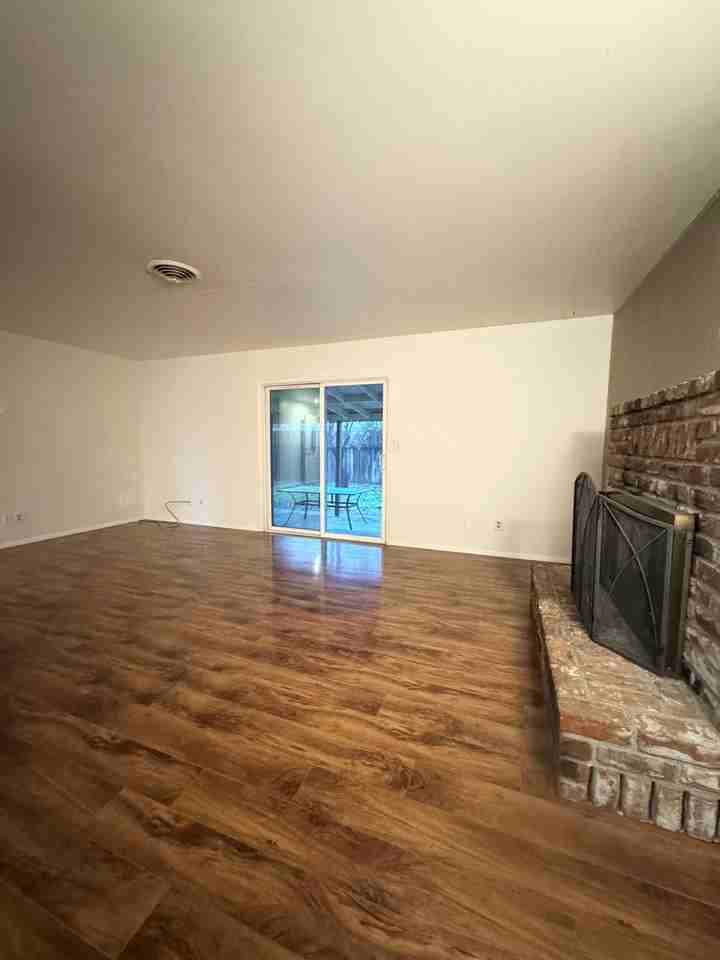 6513 El Camino Dr - Photo 4 of 23