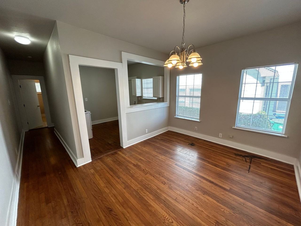 1504 Schley Ave - Photo 7 of 16