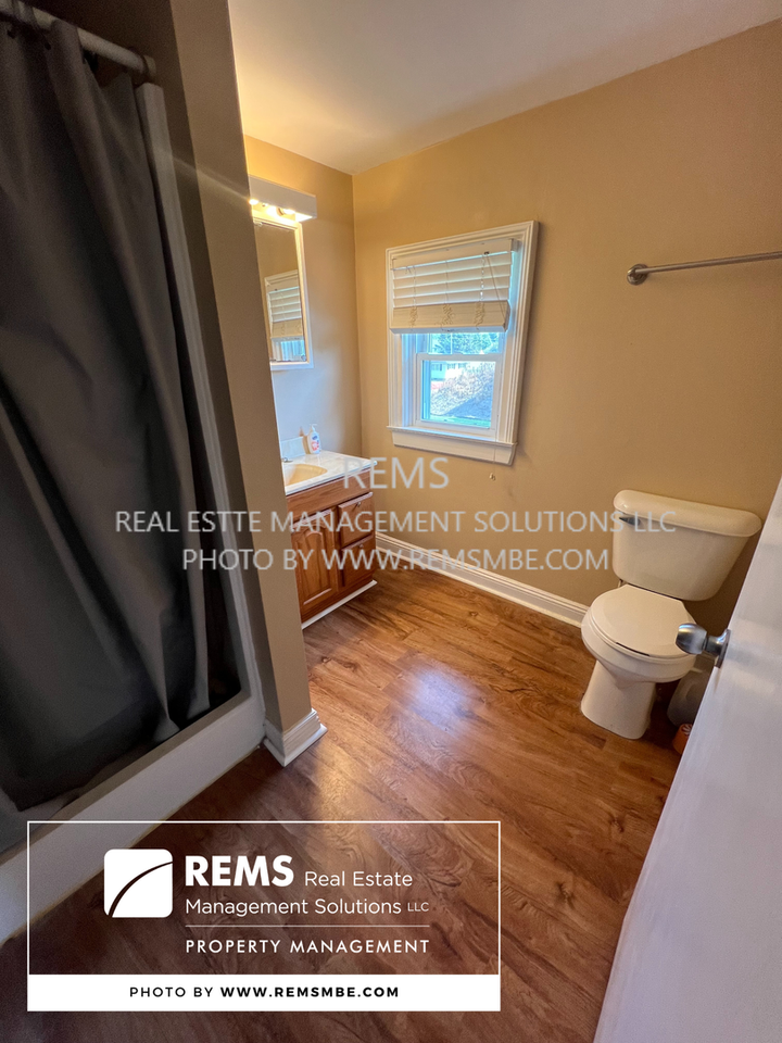 222 Mill St - Photo 2 of 7