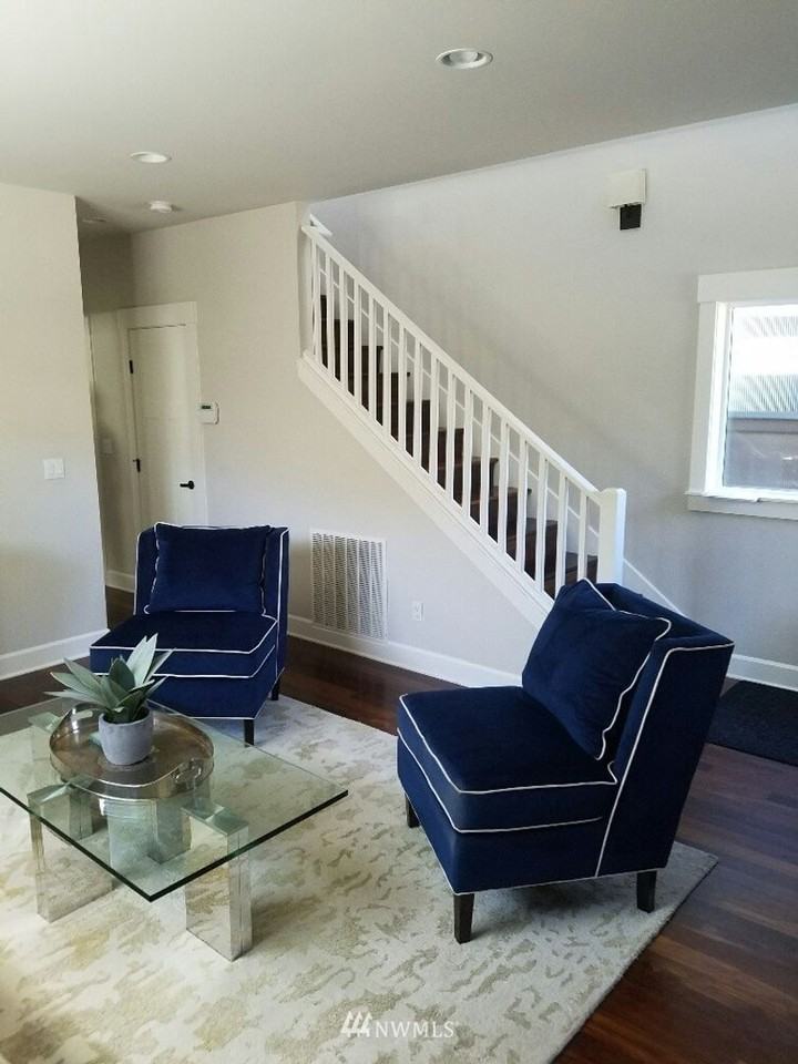 4031 39th Ave S - Photo 5 of 29