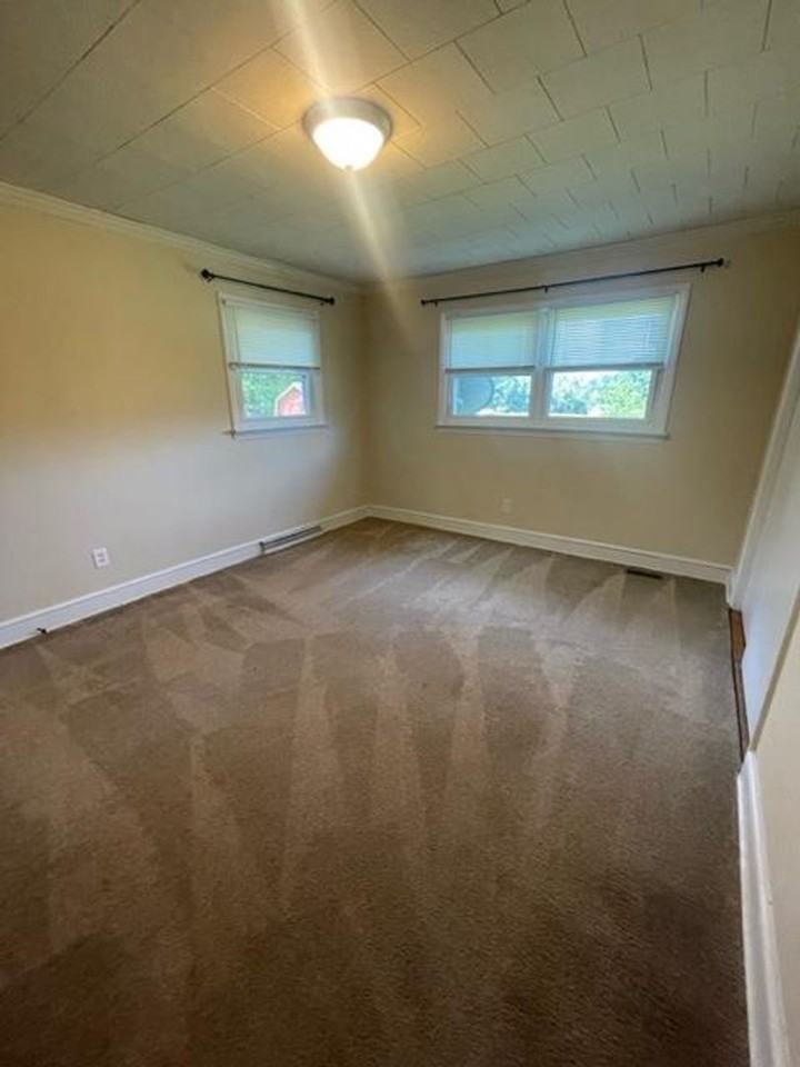 1452 Cox Brothers Rd - Photo 5 of 9