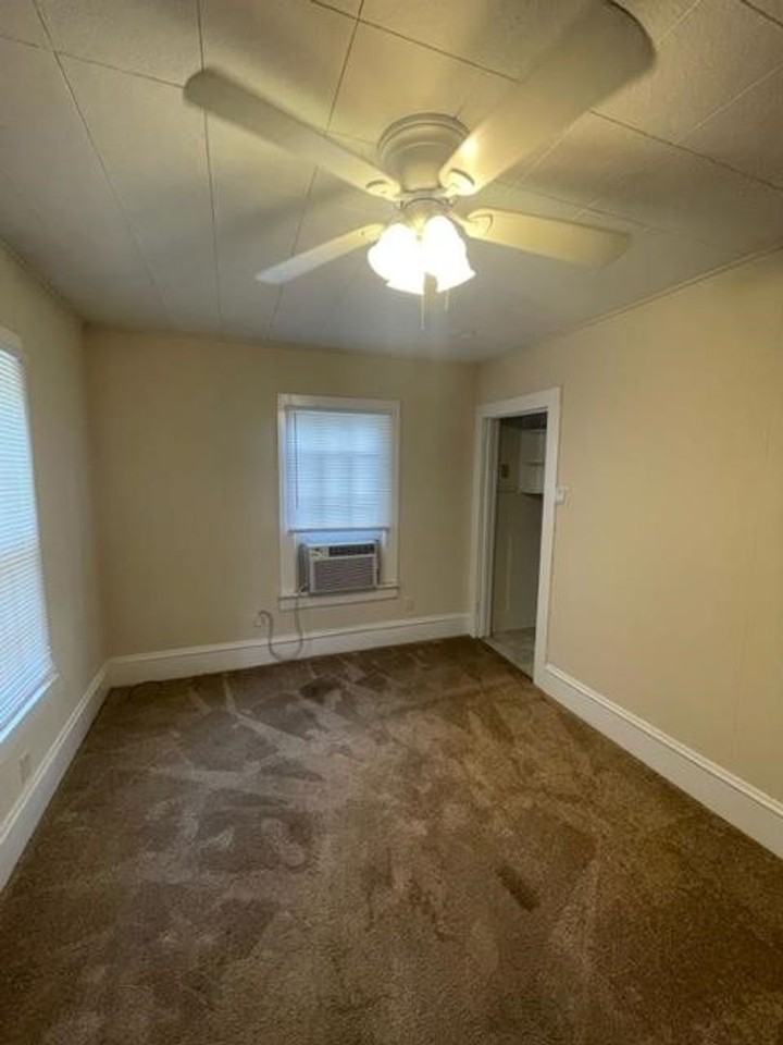 226 E Pritchard St - Photo 5 of 5