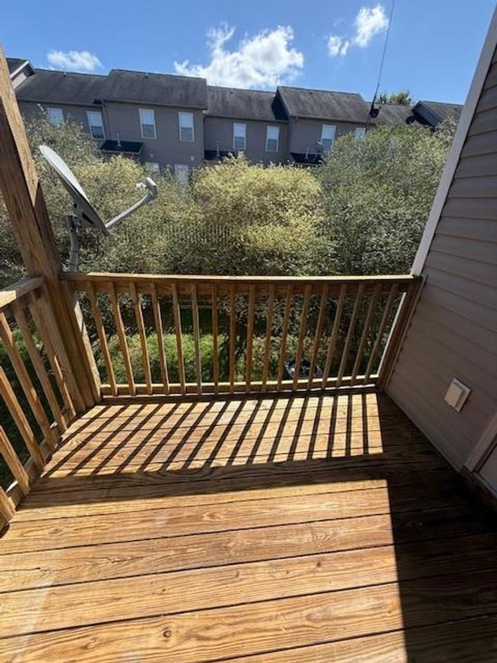 4068 Bentley Dr #B2 - Photo 3 of 10