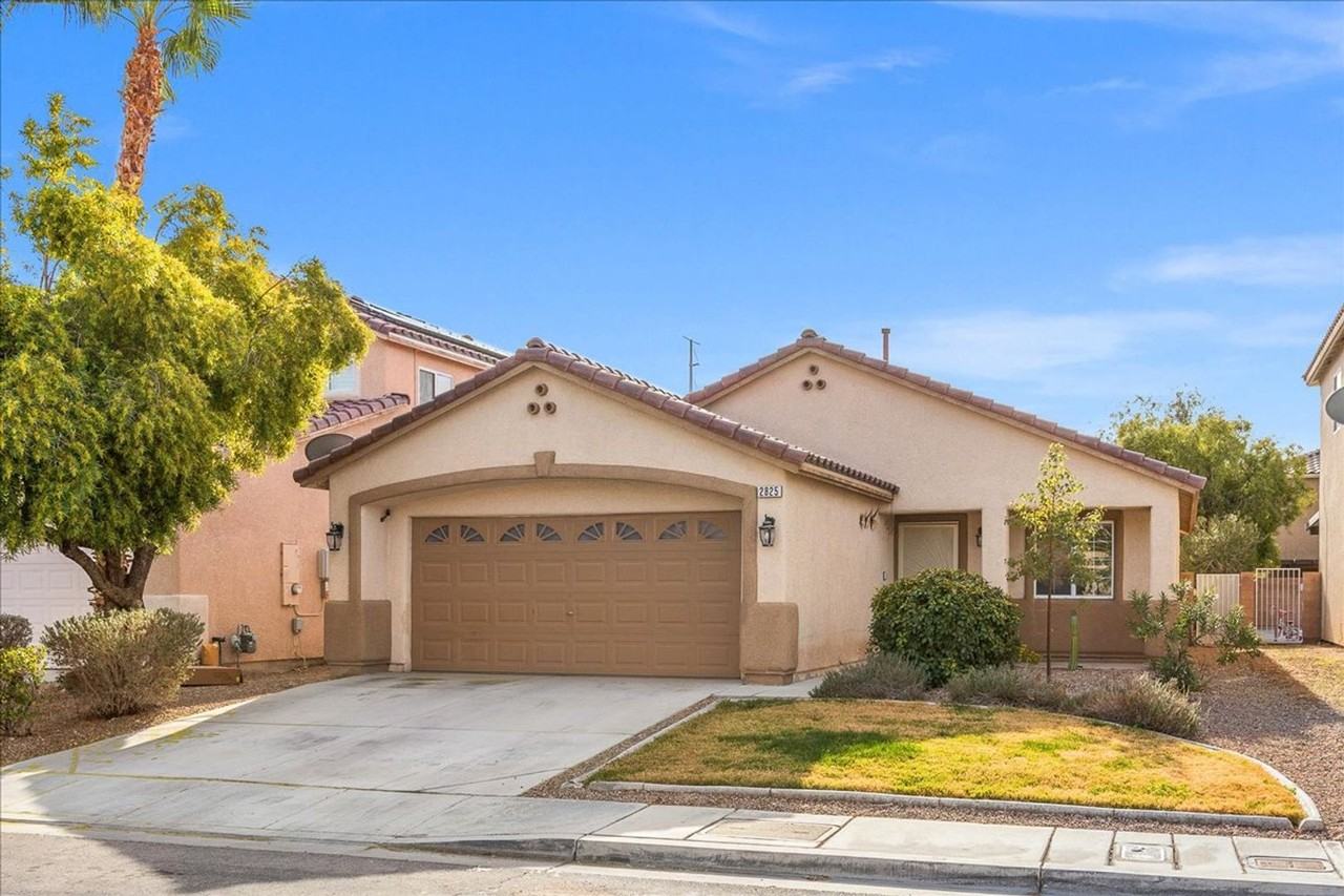 2825 Shayla Bay Ave - Photo 2 of 22