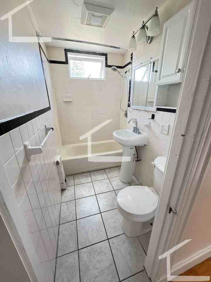 41 Atkins St - Photo 6 of 9