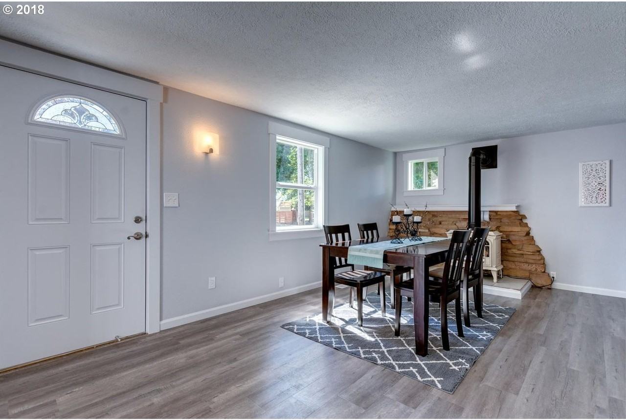 9557 Se 40th Ave - Photo 6 of 29