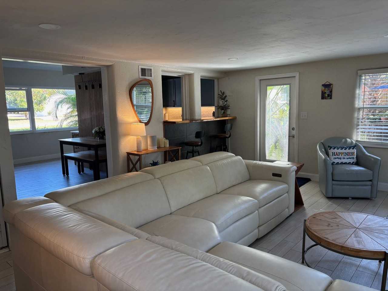 1304 Palmetto St - Photo 7 of 36