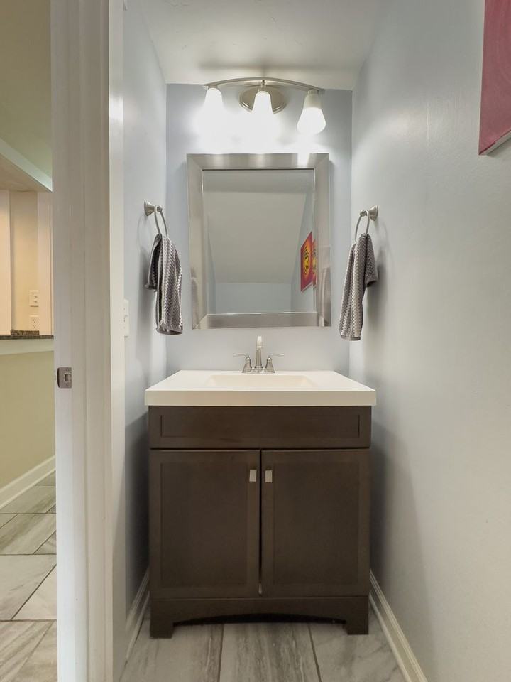 1680 Sw 16th St - Photo 7 of 21