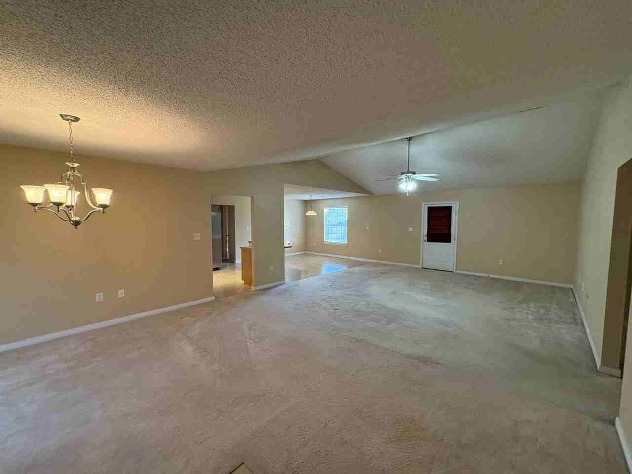 3326 Skywagon Dr - Photo 3 of 29