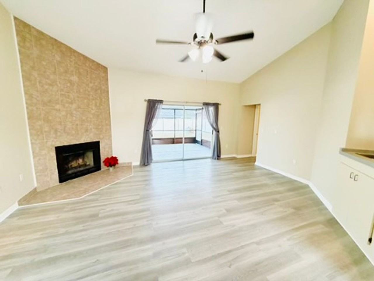 3615 75th Ter E - Photo 3 of 17