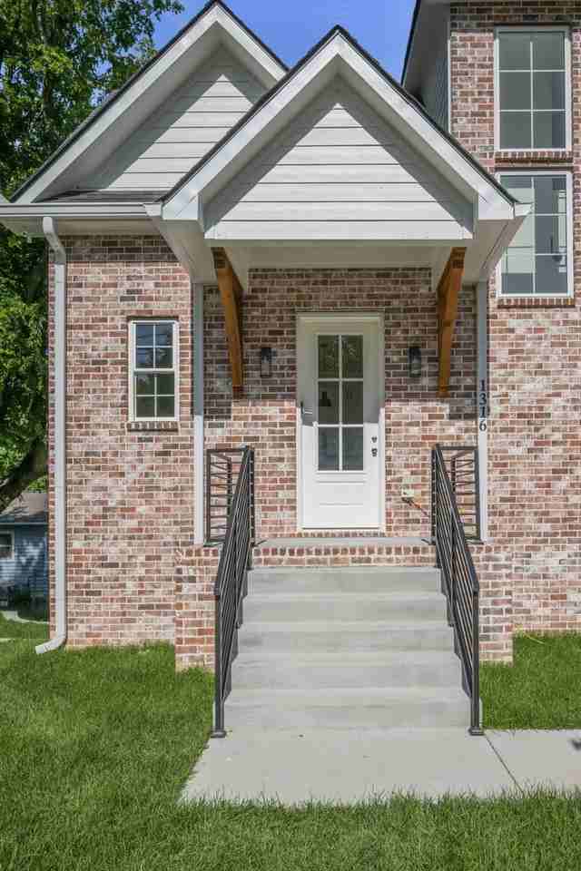 1316 Dodson St - Photo 2 of 26