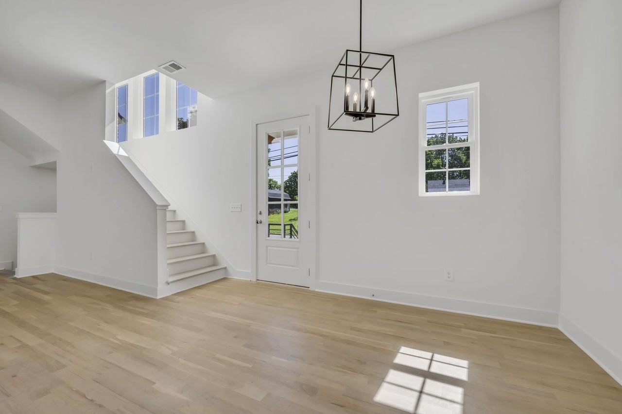 1316 Dodson St - Photo 7 of 26