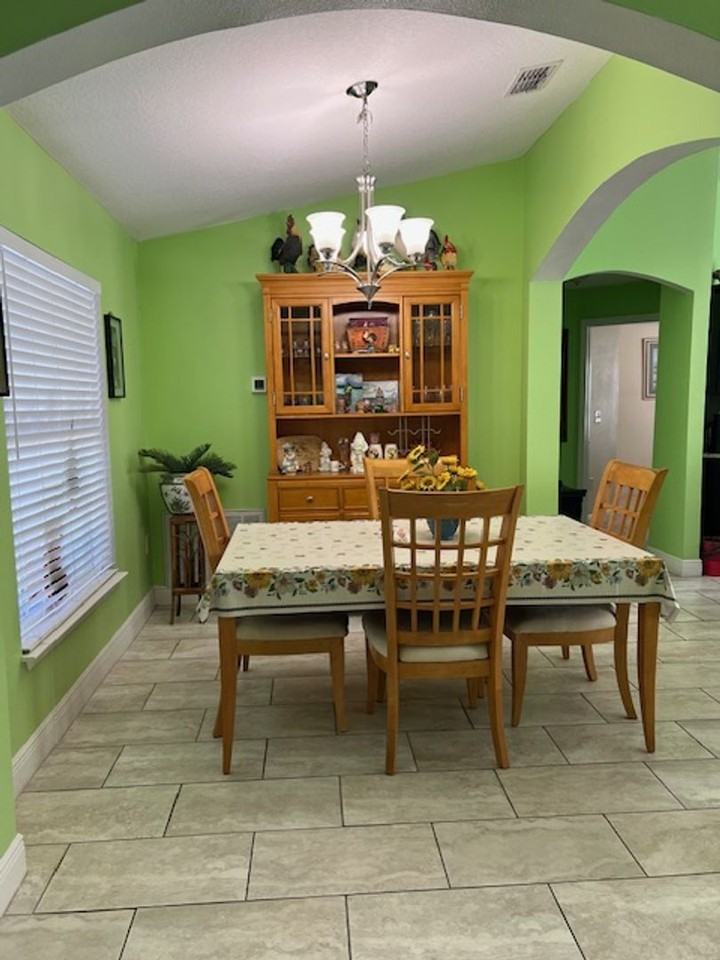 197 Maple Dr - Photo 3 of 15