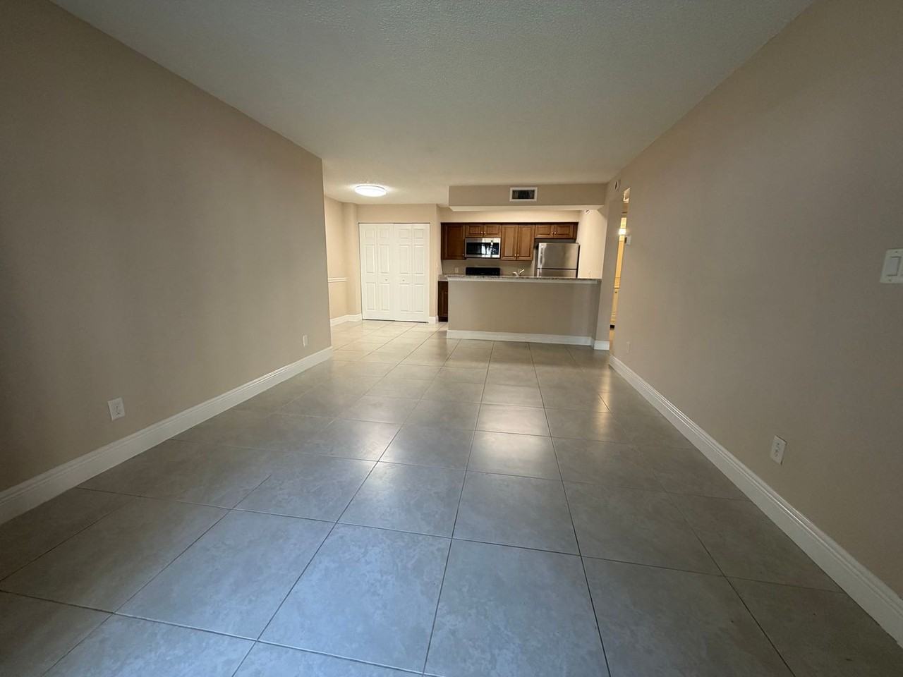 5307 Summerlin Rd - Photo 2 of 23