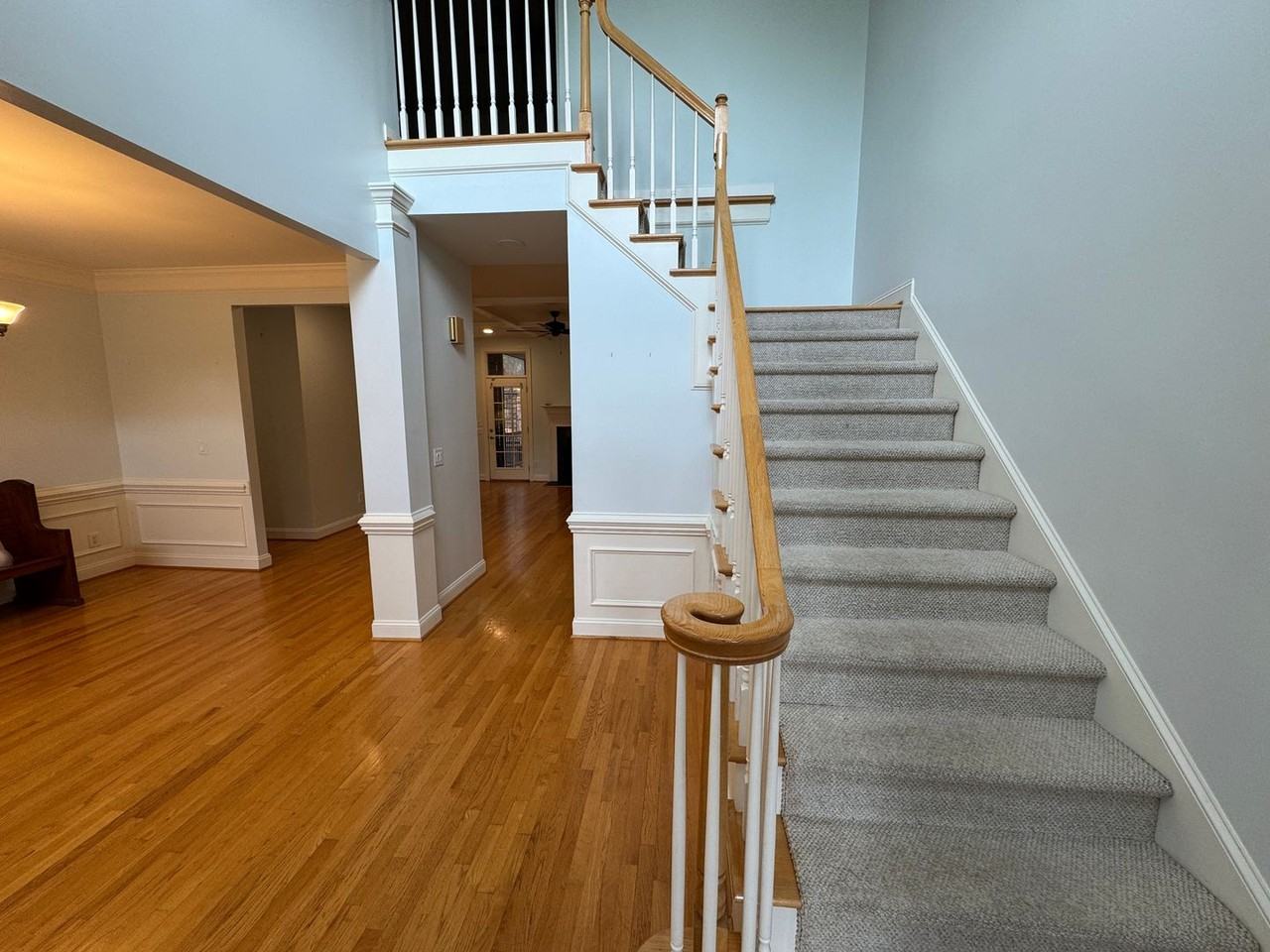 112 Silvercliff Dr - Photo 2 of 37