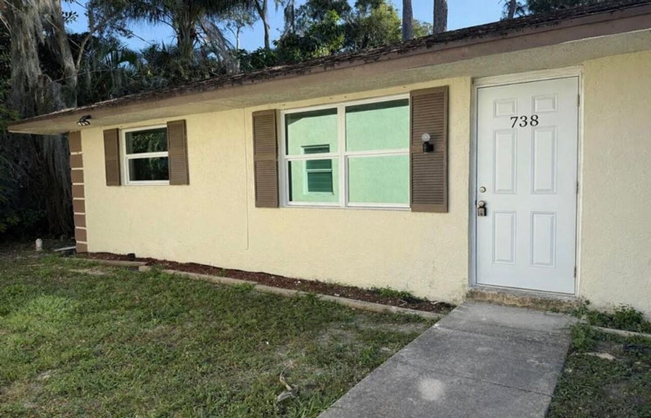 736 Neil Rd - Photo 6 of 11