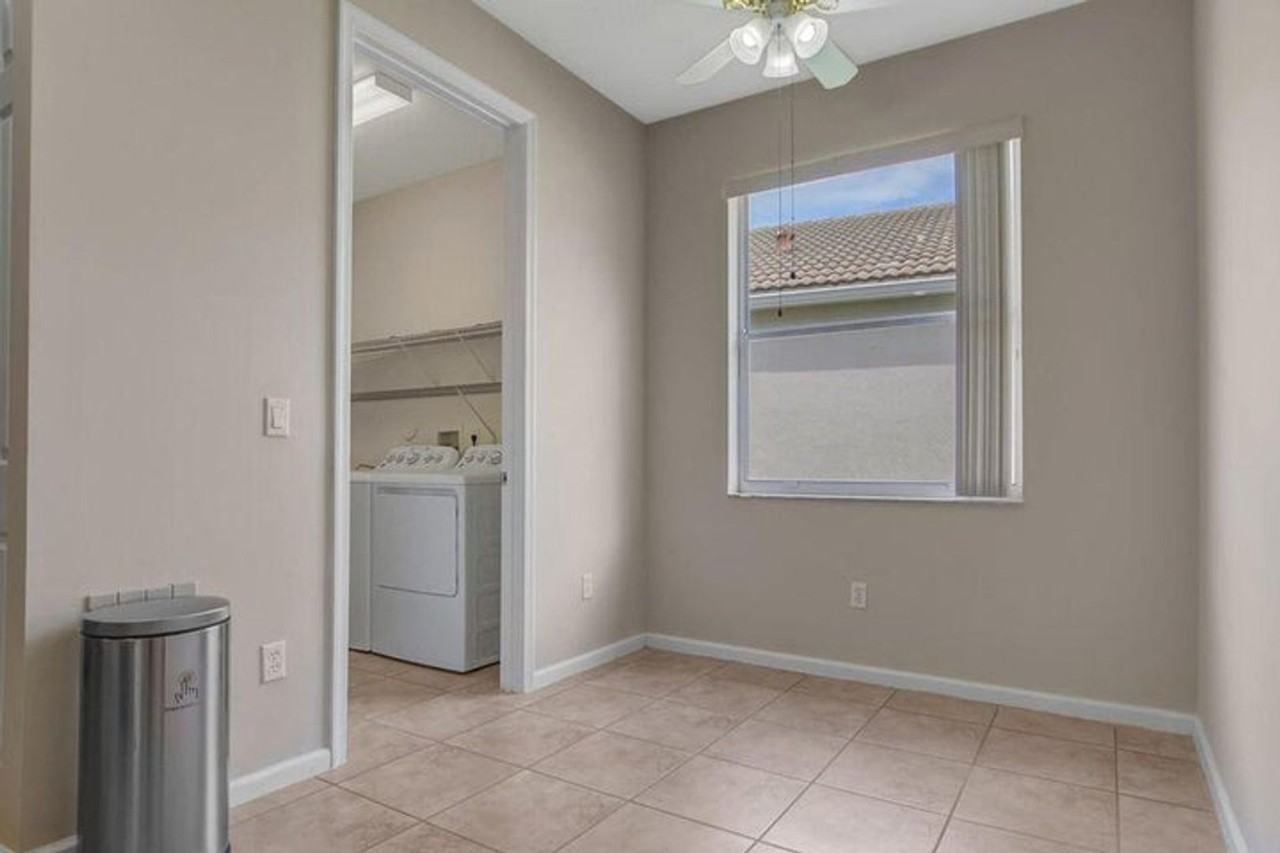 6731 Southport Dr - Photo 6 of 18