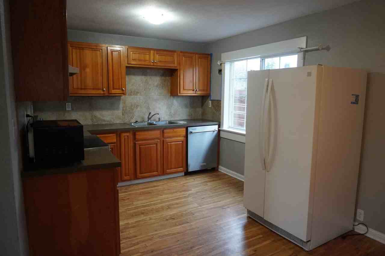 3708 E 13th St - Photo 7 of 12