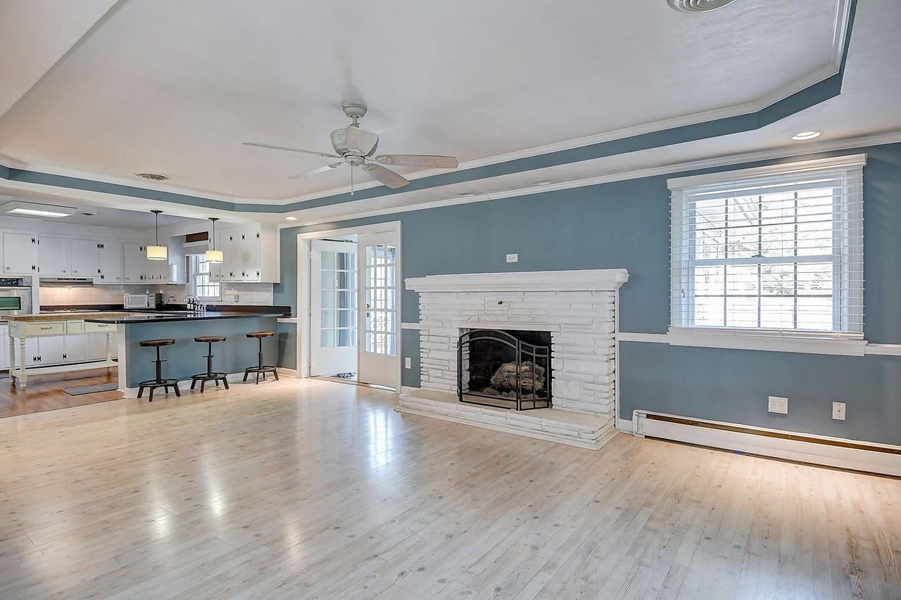 7680 Nancy Dr - Photo 3 of 40