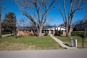 featured image of 201 Porter Cir