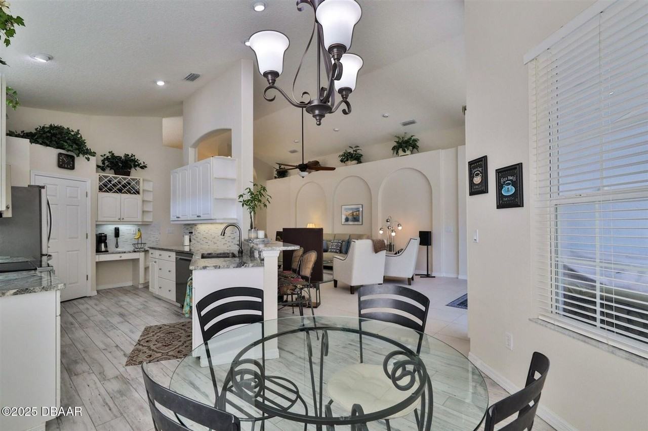 3341 Glenshane Way - Photo 5 of 32