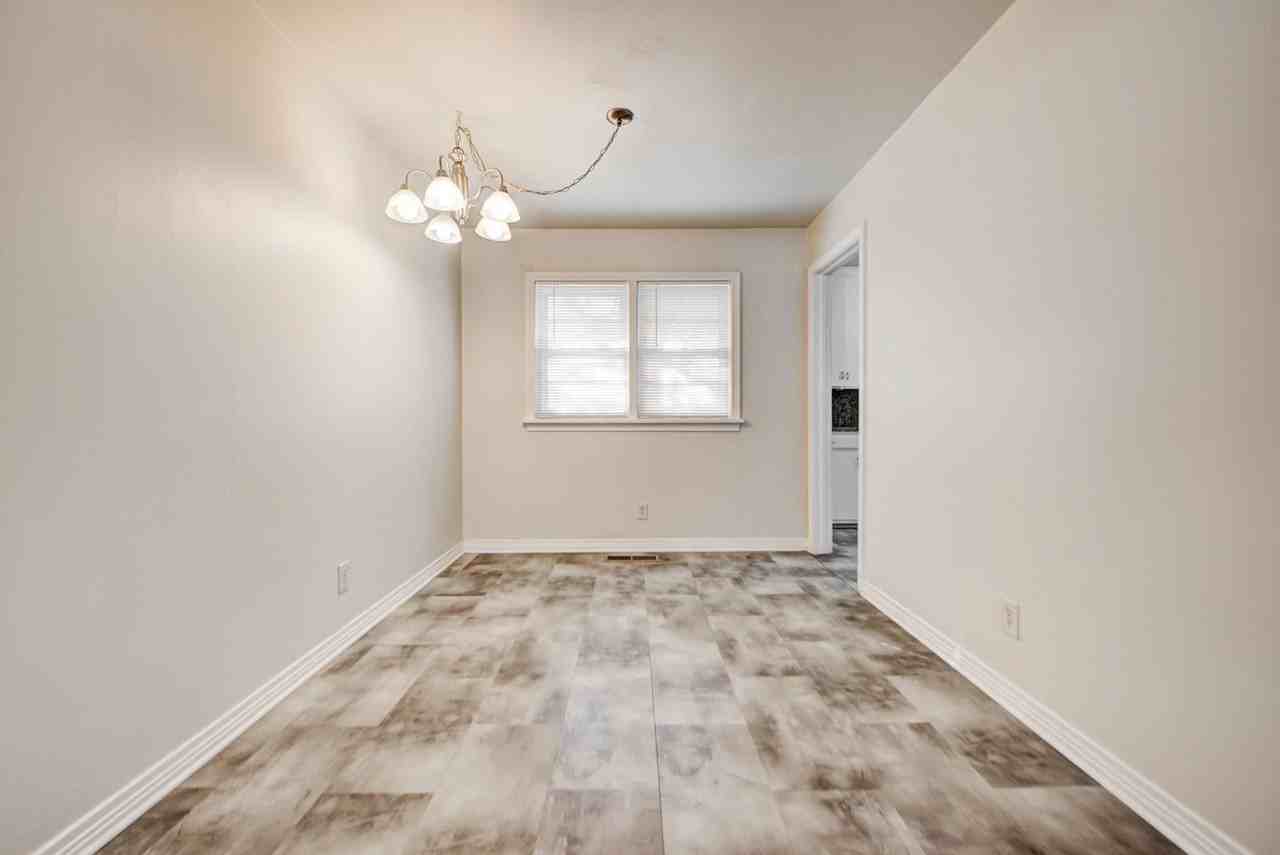 1742 Carlisle Rd - Photo 6 of 19