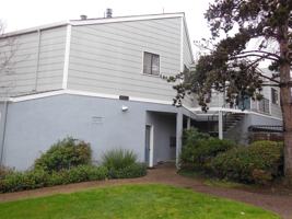 featured image of 400 Laurel St