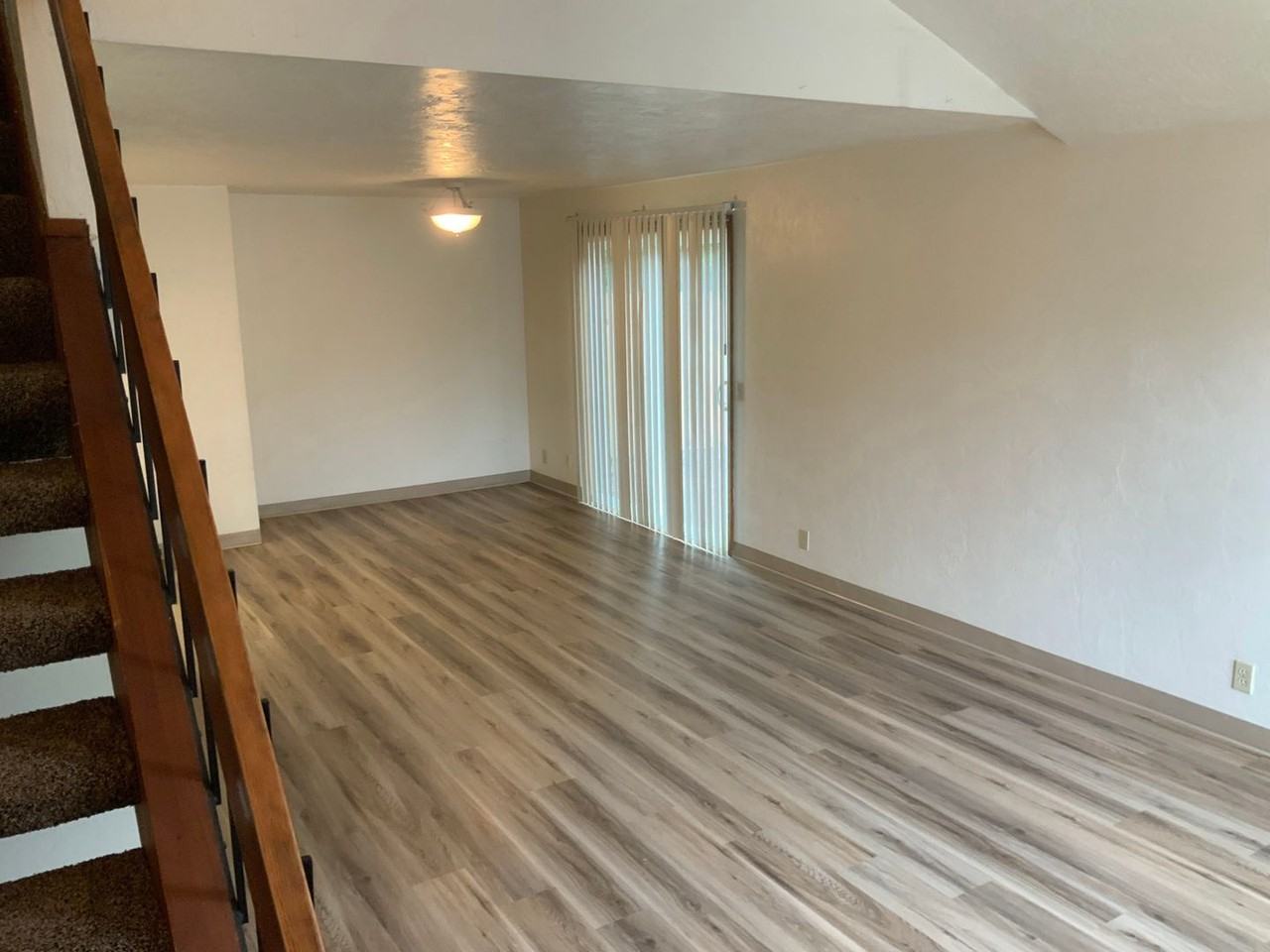 2214 Ironwood St - Photo 4 of 27