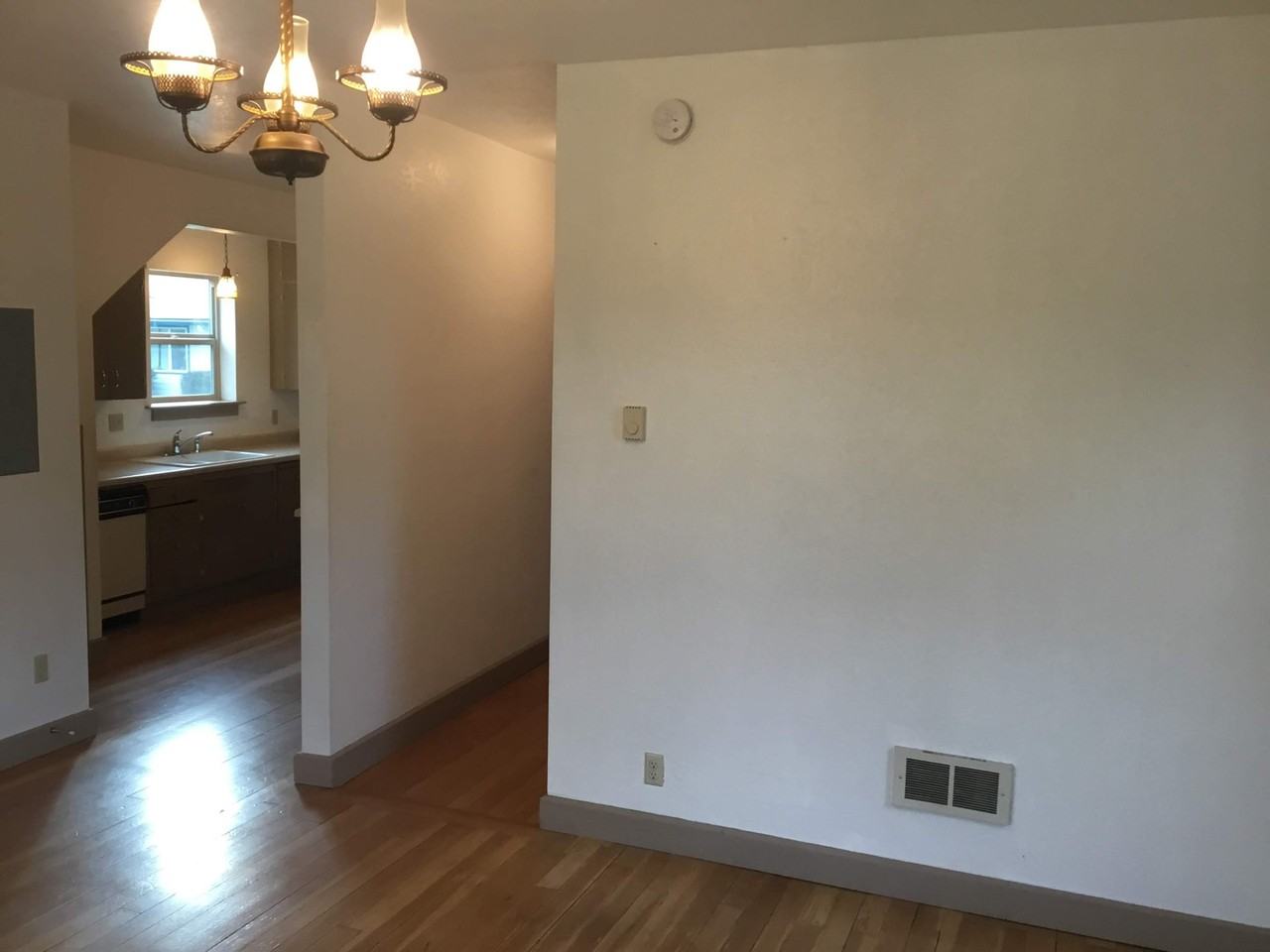 190 N Jefferson Aly - Photo 3 of 18