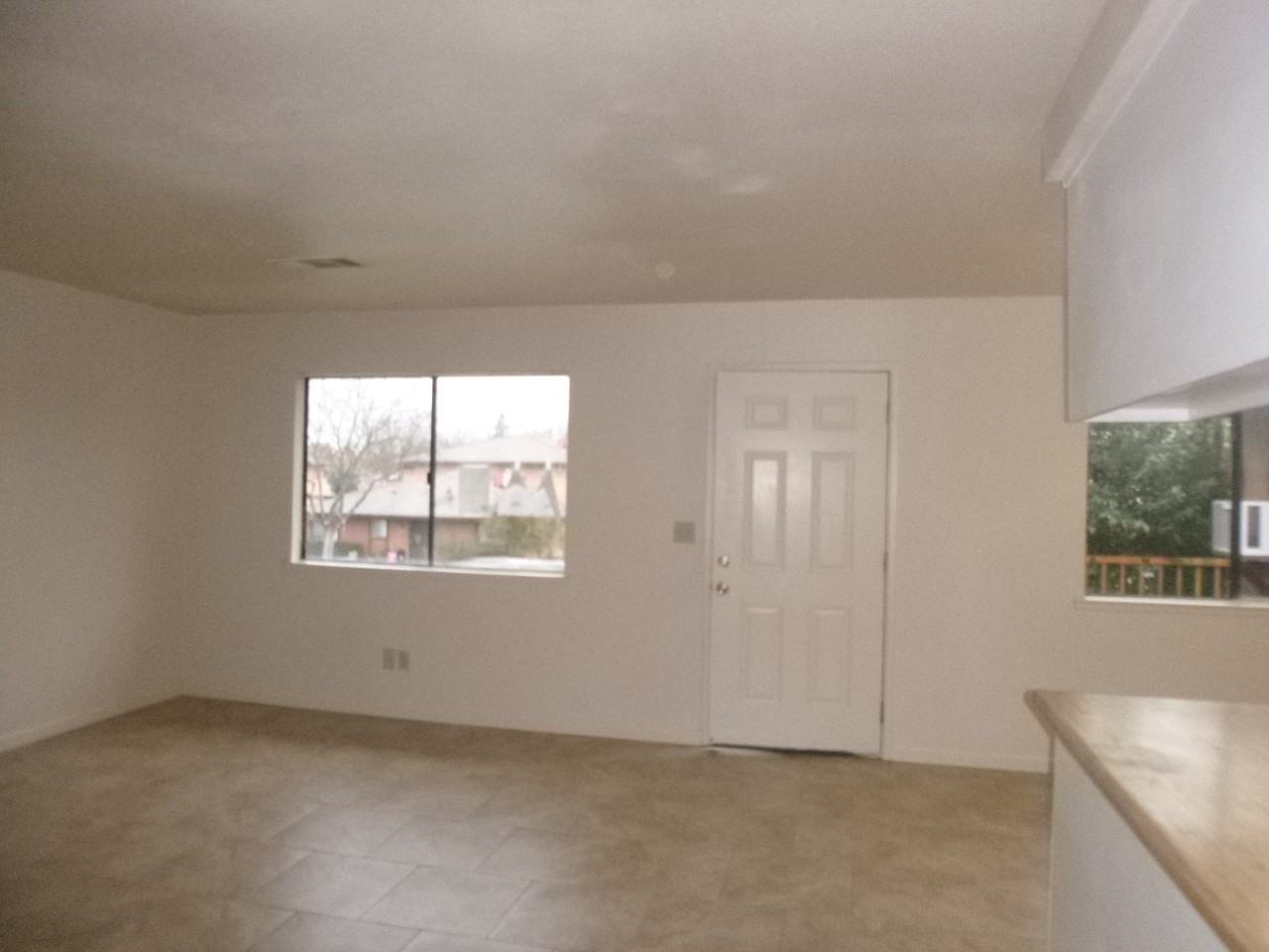 3355 San Mateo Ct - Photo 6 of 10