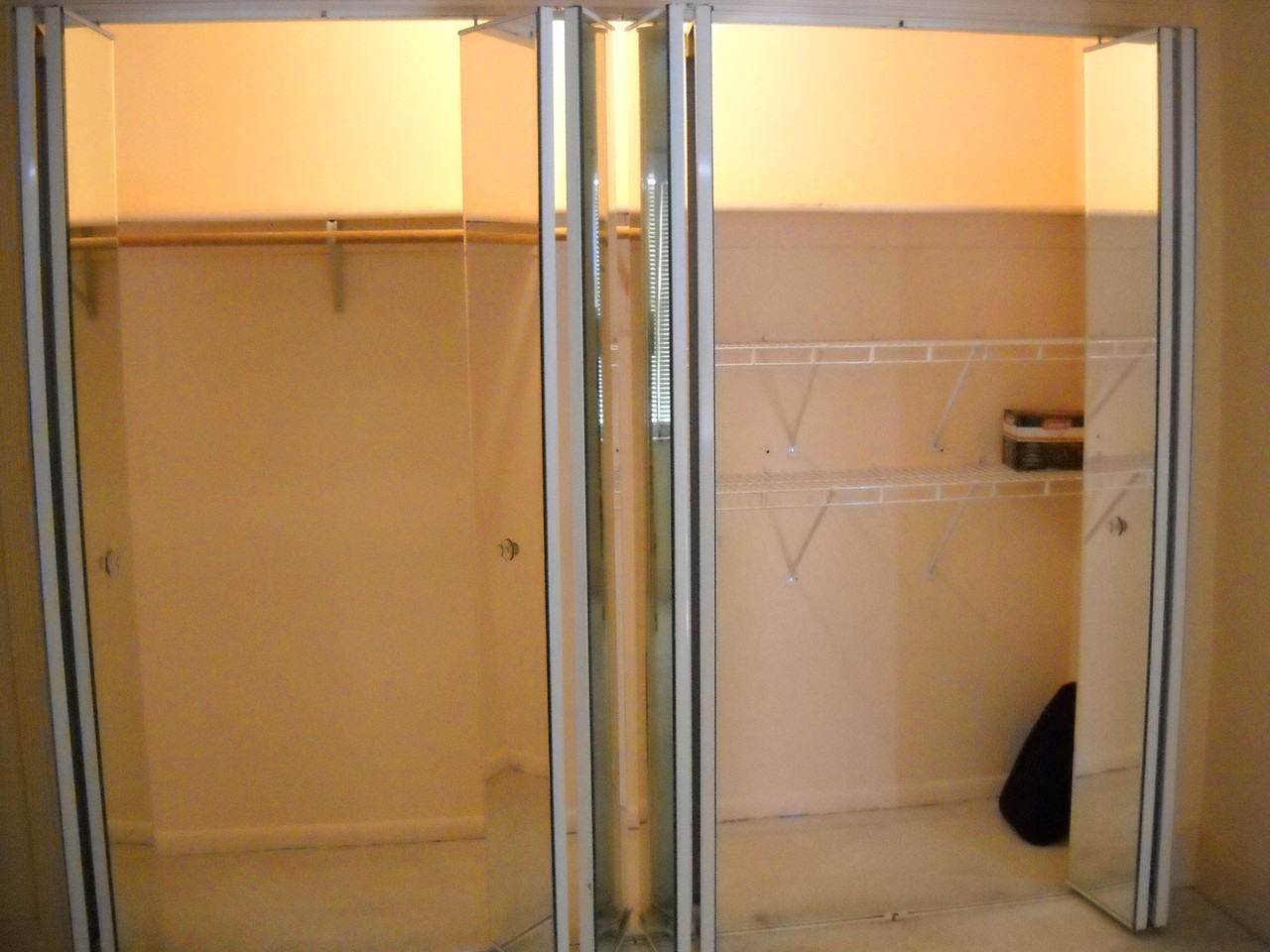 4300 Gulfstream Dr #2D - Photo 4 of 13