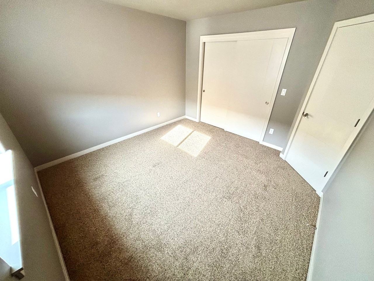 12205 Ne 115th St - Photo 7 of 15