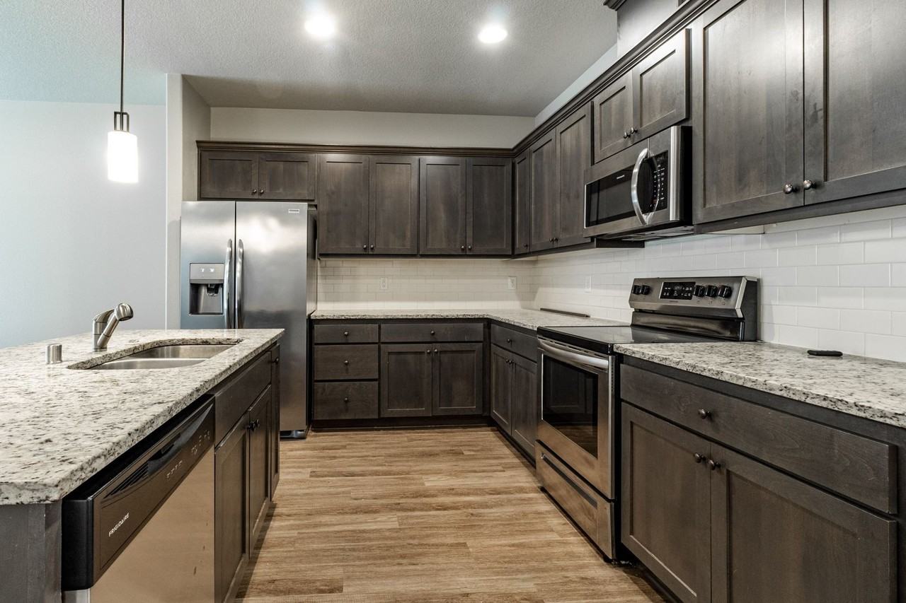 11212 Ne 14th Ct - Photo 6 of 19