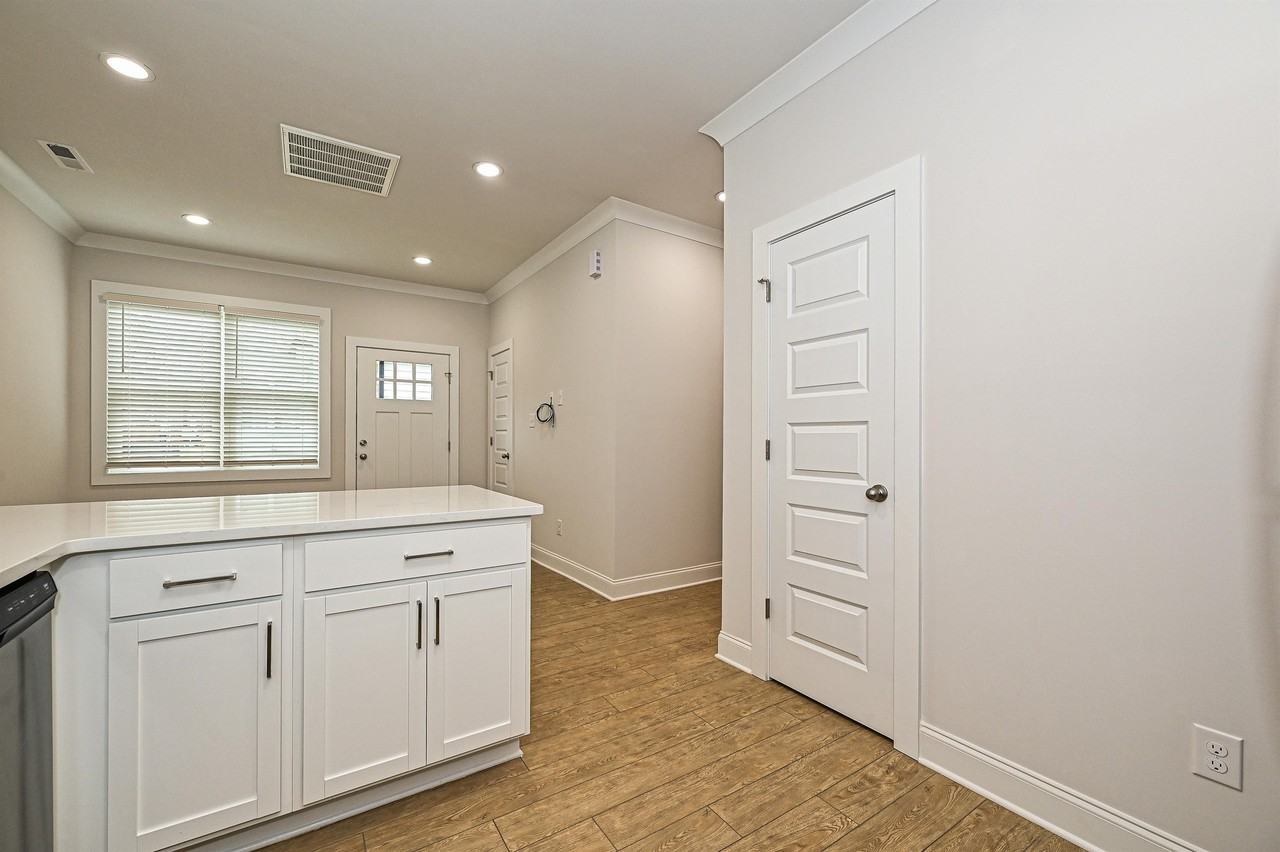 1706 Club Rd - Photo 7 of 18