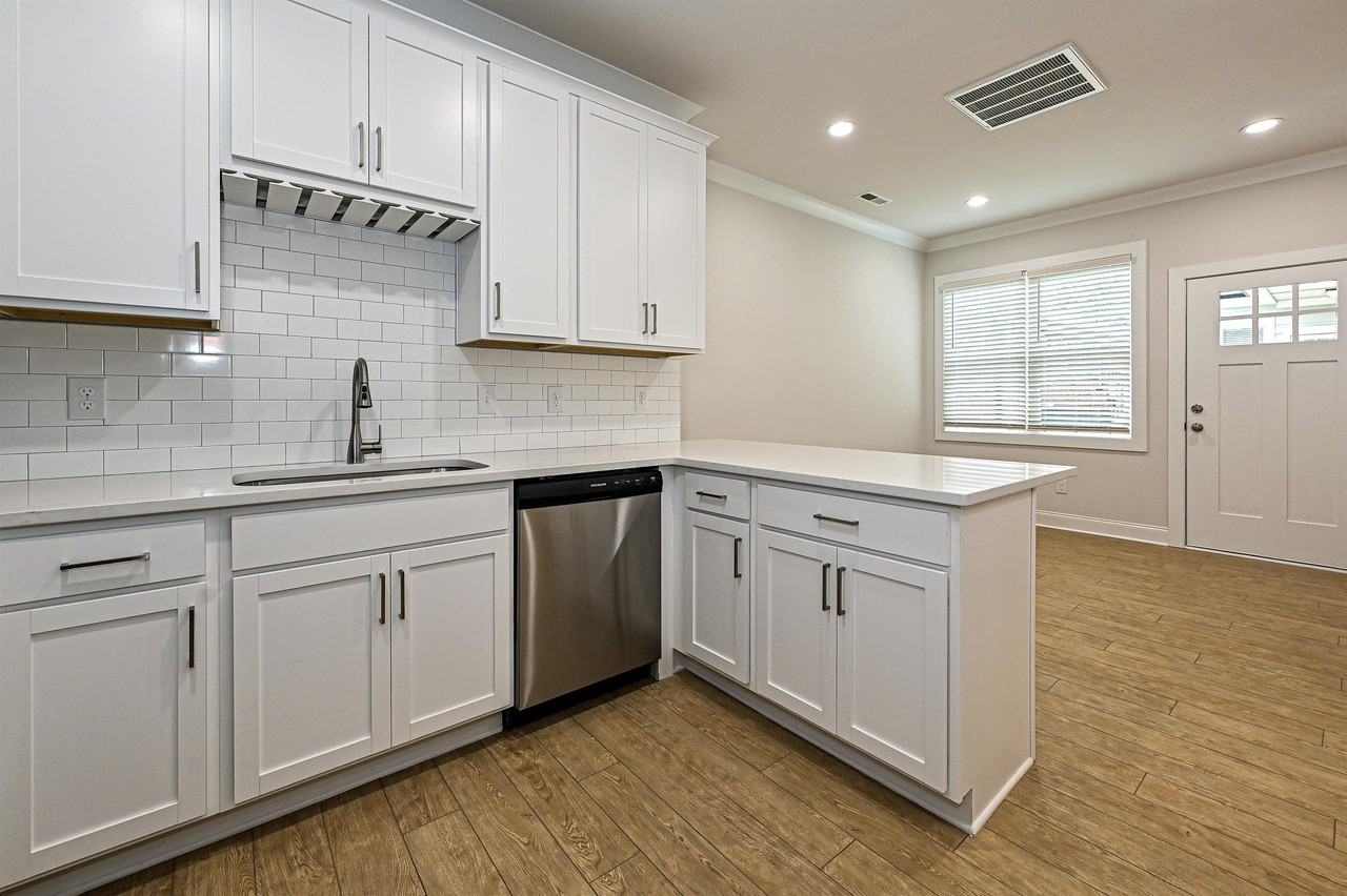 1706 Club Rd - Photo 3 of 18