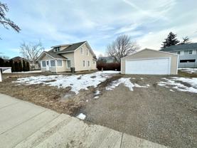 610 S Pine St - Photo 1 of 1