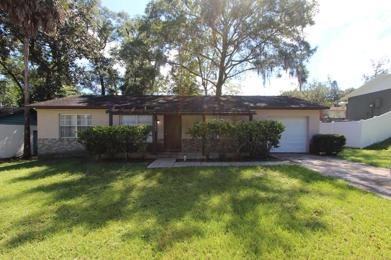 2009 Jessica Lea Ln - Photo 2 of 15