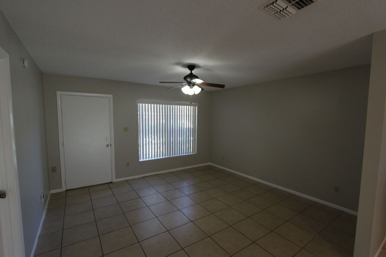 2009 Jessica Lea Ln - Photo 3 of 15