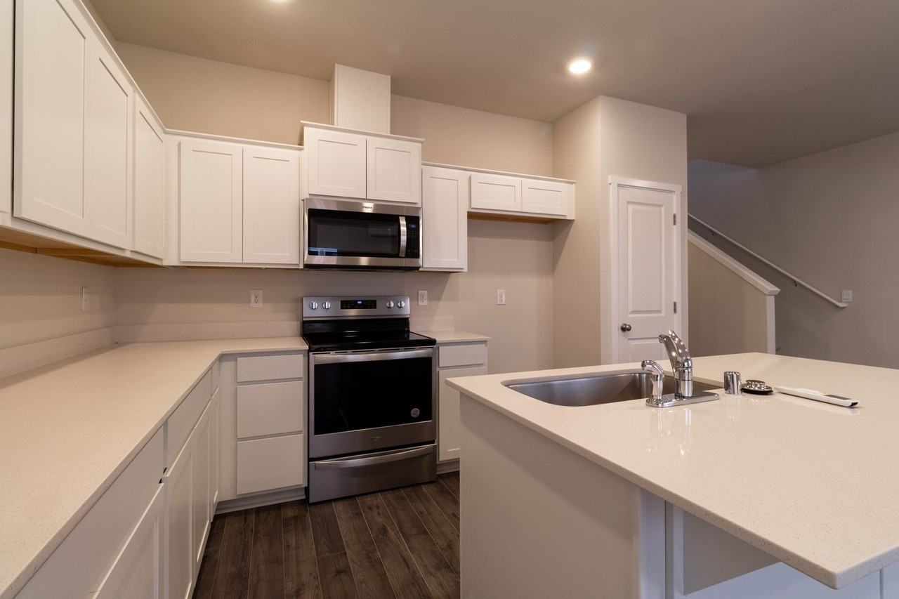 11507 Ne 126th Ave - Photo 6 of 16