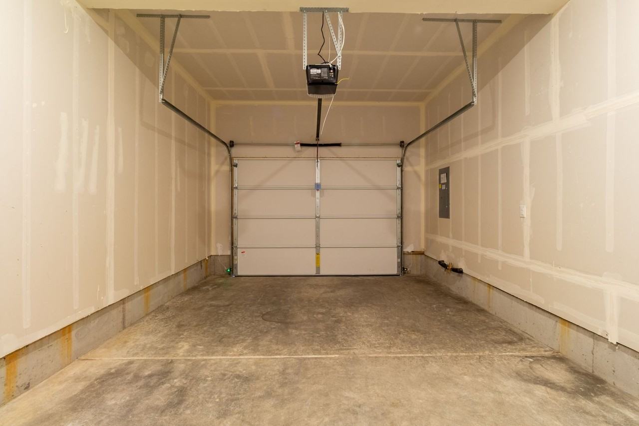 11507 Ne 126th Ave - Photo 7 of 16