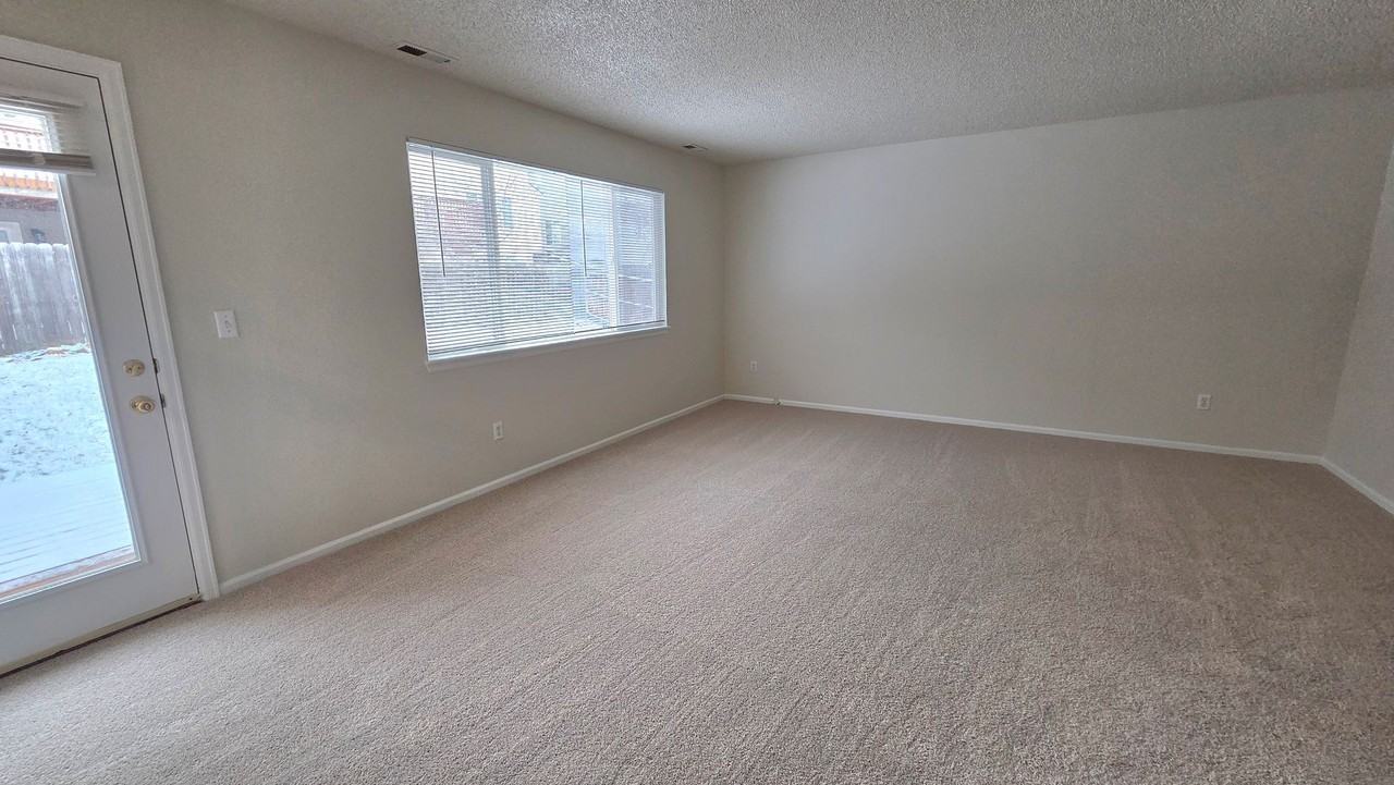 3231 Goldeneye Pl - Photo 5 of 17