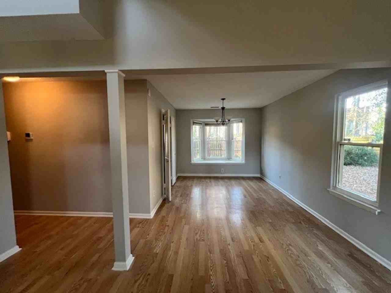 901 Birchwood Ct - Photo 2 of 13