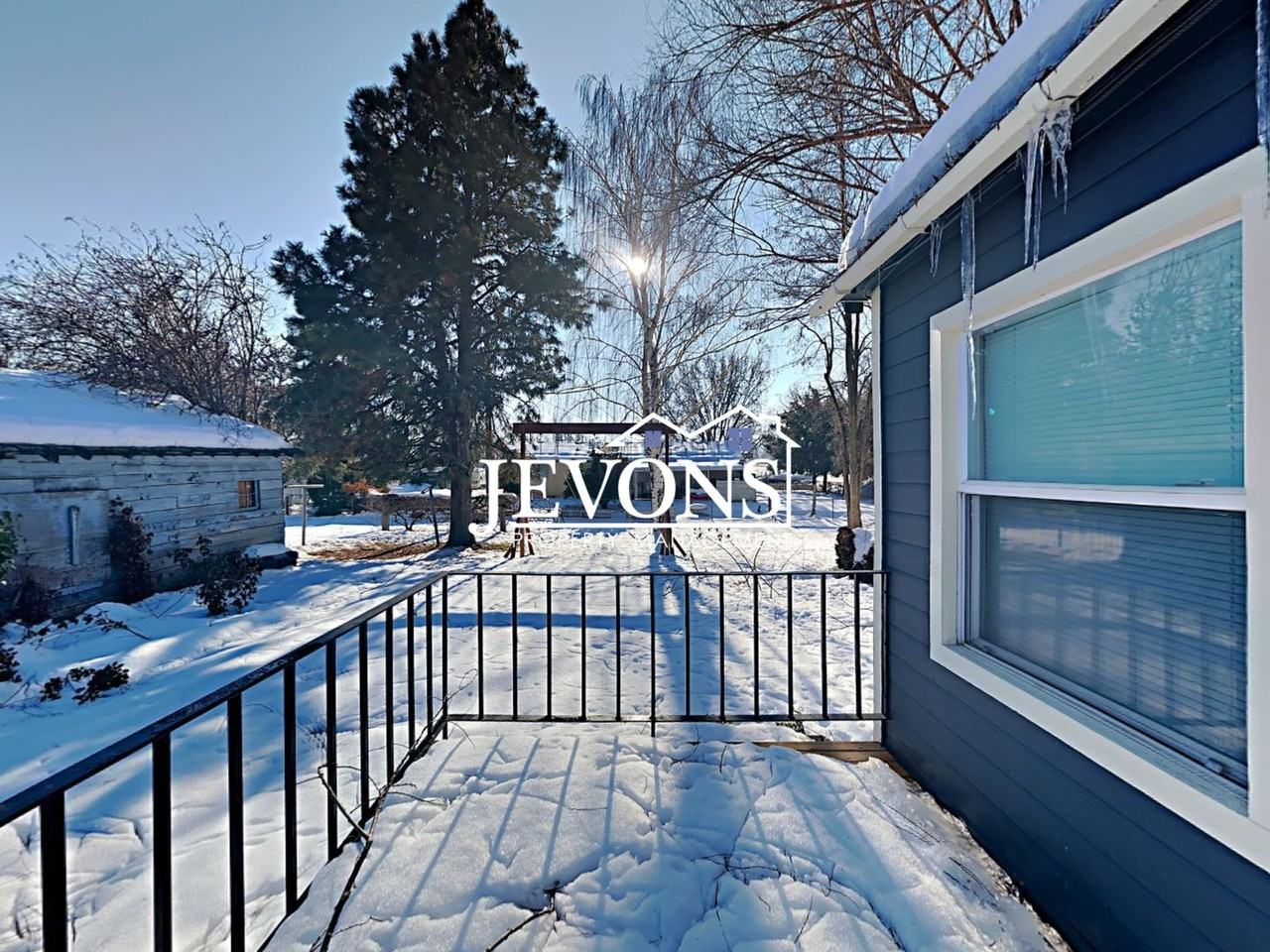 10061 S Naches Rd - Photo 3 of 50