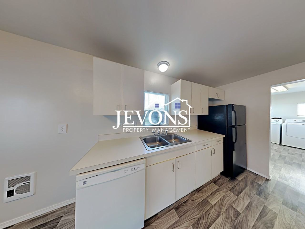 10061 S Naches Rd - Photo 7 of 50