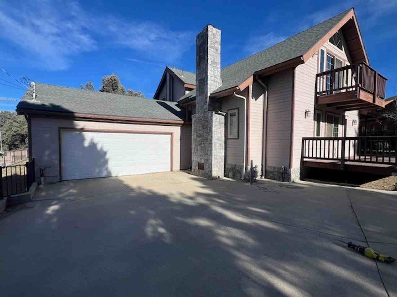 1132 Snowbird Dr - Photo 2 of 30