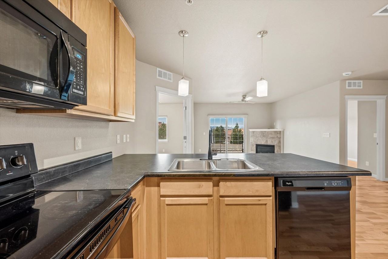 9258 Rockhurst St #103 - Photo 6 of 20