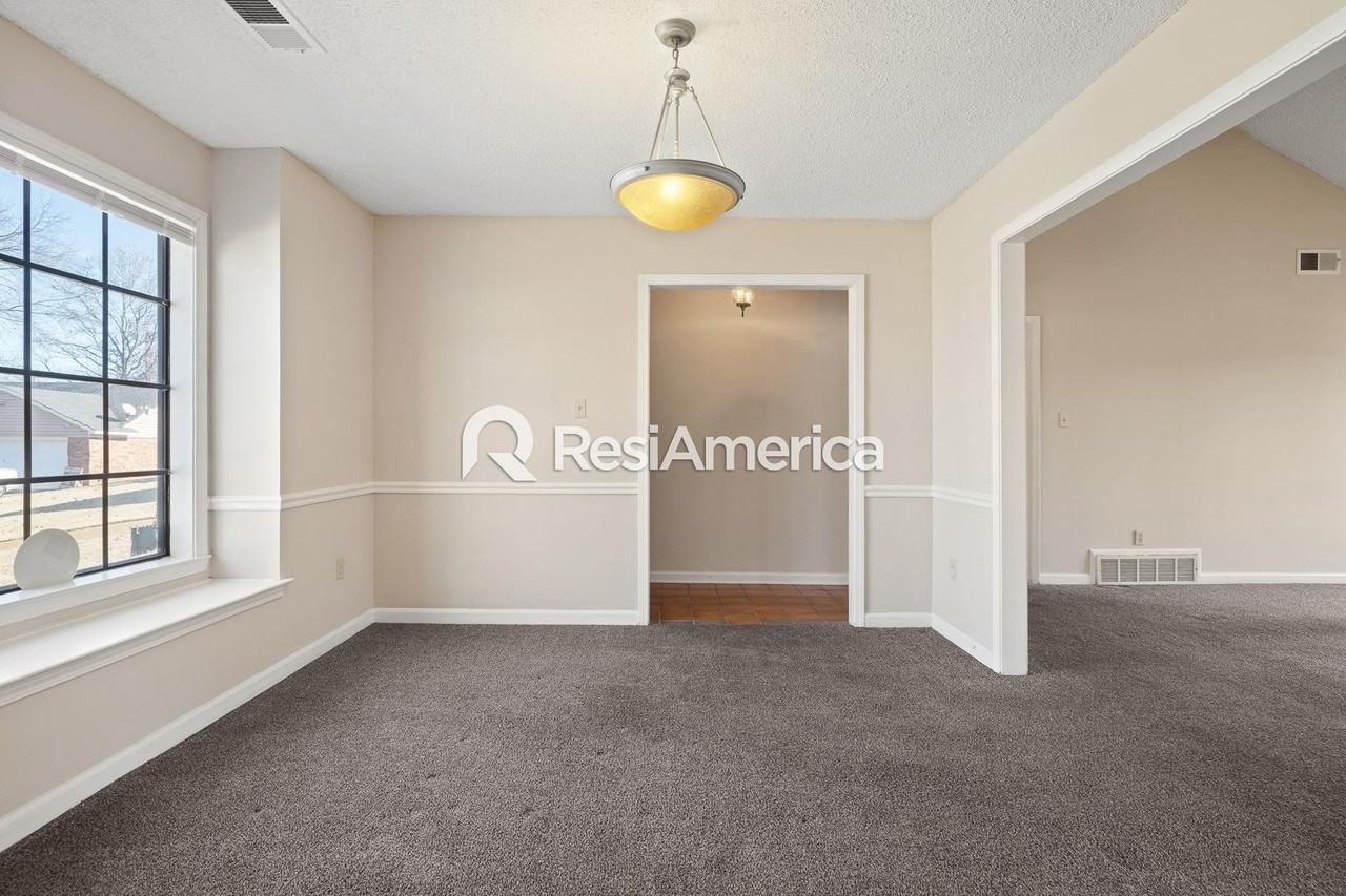 3955 Seawind Cv - Photo 7 of 26